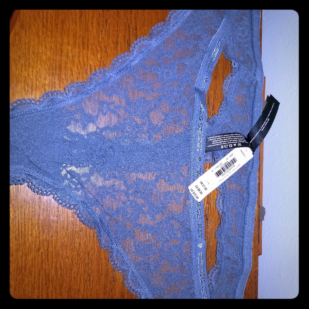 BNWT Victoria Secret charcoal gray lace thong